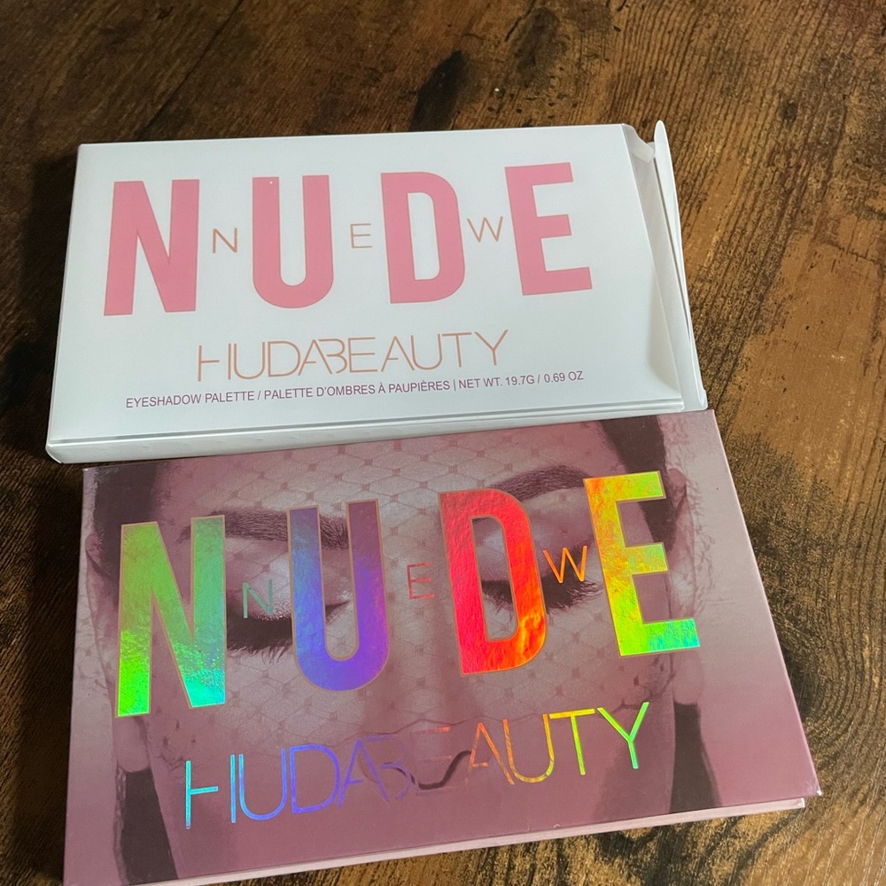 HUDA Beauty, Nude EyeShadow Palette - Picture 3 of 5